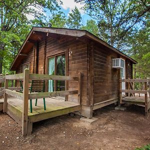 One-Bedroom Cabin